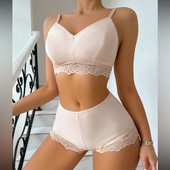 Floral lace btakette and panty lingerie Set sexy pajamas apricot - Picture 3 of 5